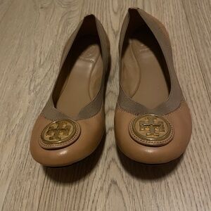 Tory Burch Tan Leather Flats, Size 6